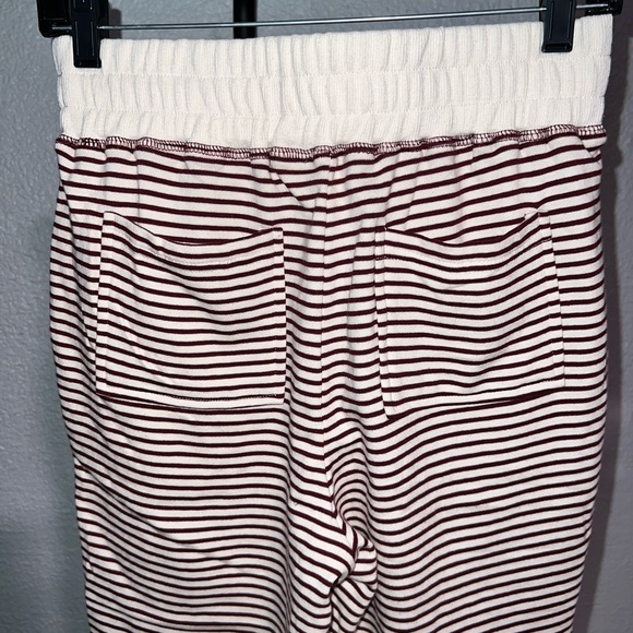 NWT By the River Moon River 2 Piece Striped Puff Sleeve Sweatshirt & Joggers Set - Picture 11 of 15